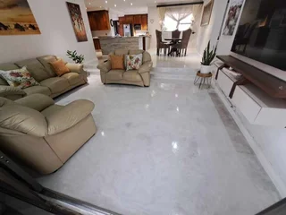 Specialise in decorative walls and floor finishing