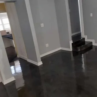 Specialise in decorative walls and floor finishing