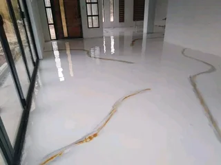 Specislise in decorative floor and wall finishing