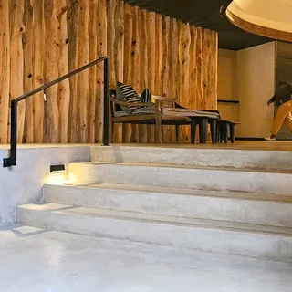 Specialise in deco walls and floors finishes