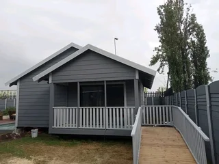 Cabin House and Nutec House