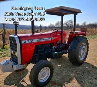 Farming MASSEY FERGUSON Tractor