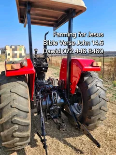 Farming MASSEY FERGUSON Tractor