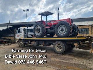 Farming MASSEY FERGUSON Tractor