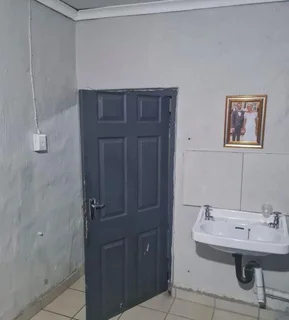 6 bedroom House in Brixton