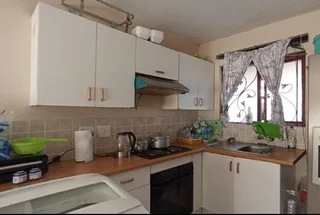 Apartment For sale in Windsor