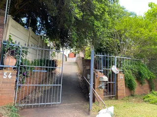 Stately Glenmore home