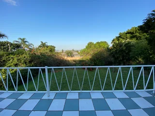 Stately Glenmore home