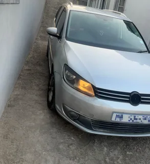 1.4 tsi Touran 2011 highline