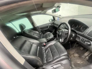 1.4 TSI Touran Highline 2011