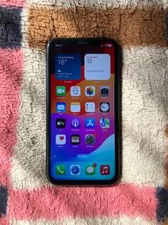 iPhone XR 64 GB