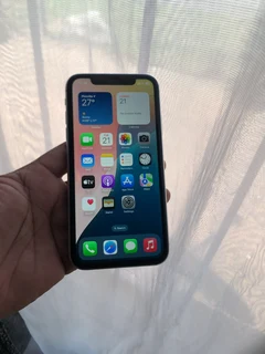iPhone 11 White