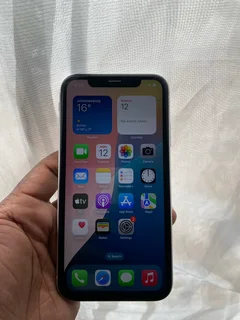 iPhone  XR