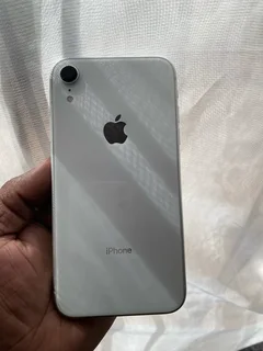 iPhone  XR