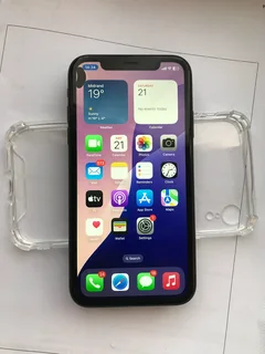 iPhone XR 64GB memory