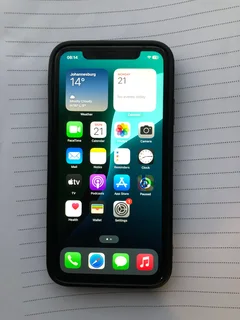 iPhone 11