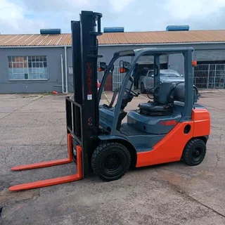 Trainee Forklift Technicians Required