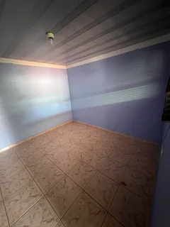 1 Room To Rent Kwamashu  Females Only