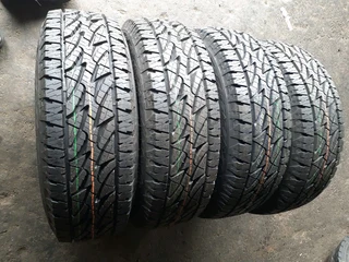 Brandnew 245/70/16 ×4 and good secondhand for sale call/whatsApp 0631966190.