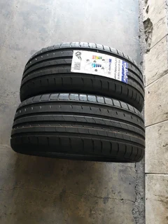 Brandnew 225/40/19 and good secondhand for sale call/whatsApp 0631966190 for details.