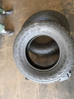 Brandnew265/65/17 Dunlop Grandtrack AT5 for sale call/whatsApp 0631966190 for details.