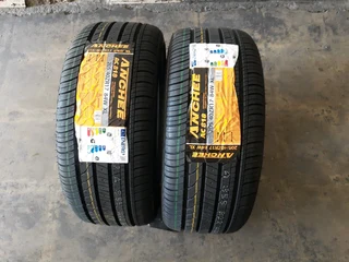 205/40/17 brandnew and good secondhand for sale call/whatsApp 0631966190 for details.