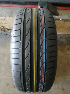 225/50/17 brand new runflat available at affordable prices call/WhatsApp 0631966190.