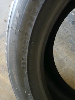 225/50/17 brand new runflat available at affordable prices call/WhatsApp 0631966190.