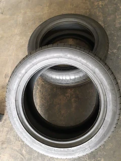 Brandnew 225/50/17×4 Bridgestone runflat and good secondhand for sale call/whatsApp 0631966190.