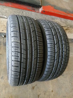 205/40/17 × 4 dunlop available at affordable prices call/WhatsApp 0631966190.