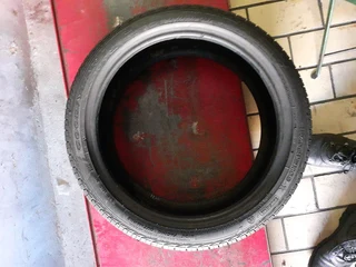 245/40/19 Goodyear excellence runflat we are selling quality used tyres at affordable prices.