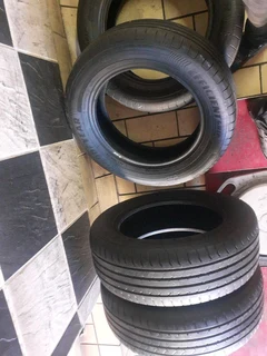 205/60/16×4 normal Goodyear we are selling quality used tyres at affordable prices call/whatsApp.