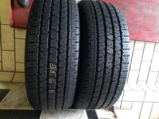 265/60/18×4 Continental we are selling quality used tyres at affordable prices call/whatsApp.