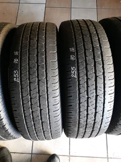 255/70/16×4 continental for sale call/whatsApp 0631966190 for more information will fit and balance