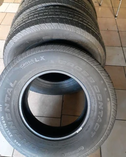 255/70/16×4 continental for sale call/whatsApp 0631966190 for more information will fit and balance