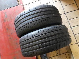 225/40/18×2 continental normal and runflat available for sale call/whatsApp 0631966190.