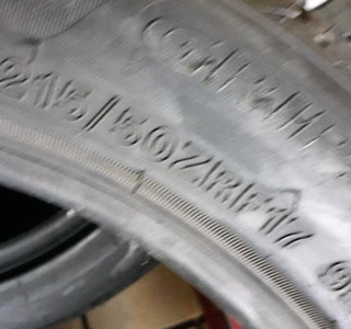 215/50/17×4 brand new runflat and many other sizes available call/whatsApp 0631966190.