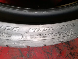 245/35/19×2 runflat and normal available call/whatsApp063196619 0631966190 for more information.