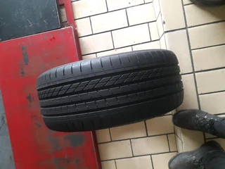 245/40/19×2 runflat Goodyear and many other sizes for sale call/whatsApp 061966190 for more informat