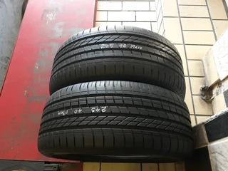 245/40/19×2 runflat Goodyear and many other sizes for sale calk/whatsapp 0631966190.