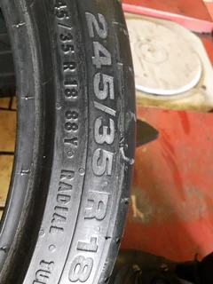 245/35/18×2 continental runfkate for sale call whatsapp 0631966190 for more information.