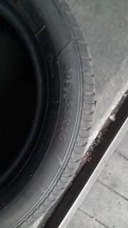 275/40/29 × 2 normal available at affordable prices will fit and balanca call/whatsapp 0631966190 .