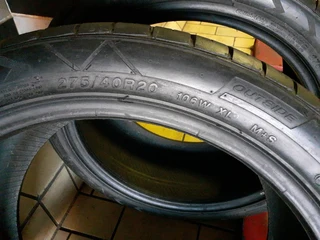 275/40/29 × 2 normal available at affordable prices will fit and balanca call/whatsapp 0631966190 .