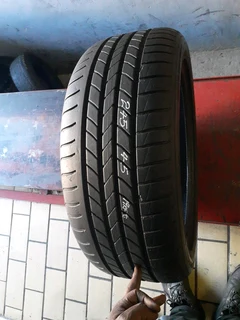 245/45/19runflat goodyear and many other sizes for sale call/whatsapp 0631966190 for details