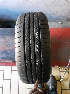 245/45/19runflat goodyear and many other sizes for sale call/whatsapp 0631966190 for details