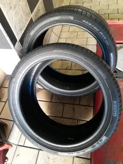 255/35/19×2 pirelli normal and many other sizes call/whatsapp 0631966190.