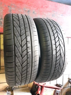 255/45/20 goodyear for sale call/whatsapp 0631966190 for more information.