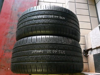 275/40/20 as cheap as 1600 fo2 normal and many other sizes available call/whatsapp 0631966190.