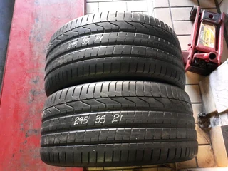 295/35/21 pirelli we are selling quality used tyres at affordable prices call/whastApp 0631966190 .