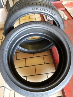255/35/20 michelin and many other szes for sale call/whatsApp 0631966190.